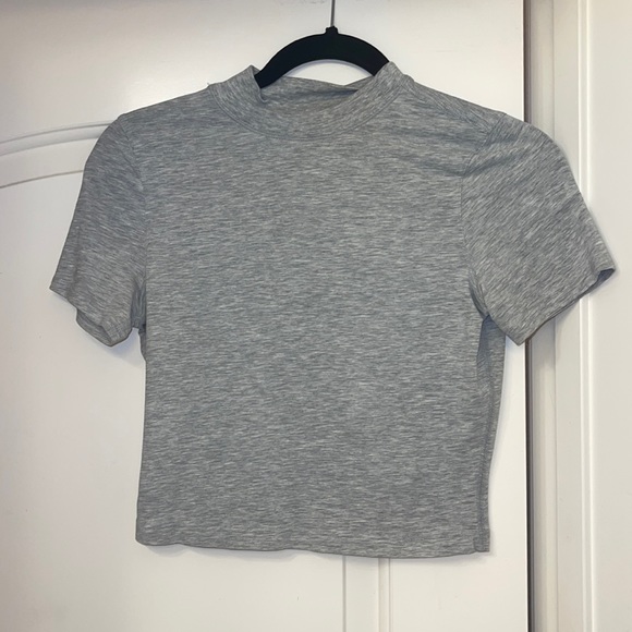 lululemon athletica Tops - LULULEMON mock neck crop tee